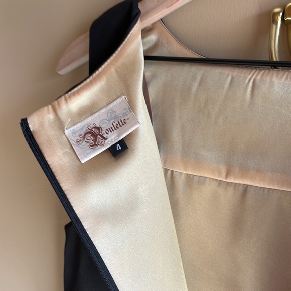 2 dressed, Rue 21 & Roulette - Picture 9 of 9